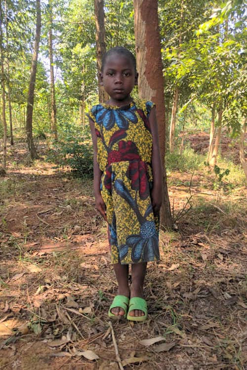 An unsponsored girl named Eliane from Rwanda who lives in an AIDS-affected area, is vulnerable to exploitation and has waited 487 days for a sponsor.