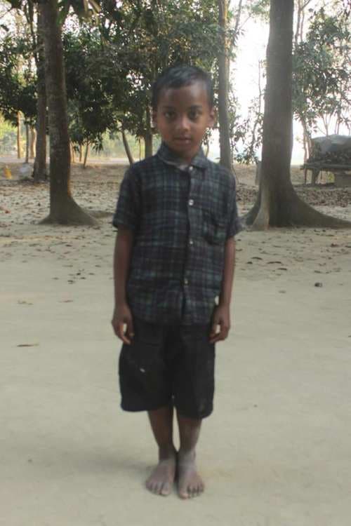 An unsponsored boy named Sonalal from Bangladesh who is vulnerable to exploitation and has waited 426 days for a sponsor.
