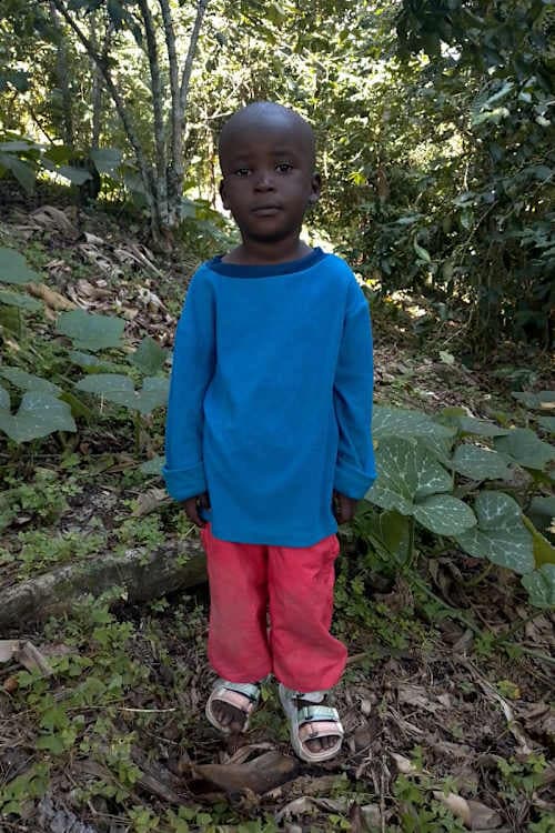 An unsponsored boy named Abdoulkalim from Rwanda who lives in an AIDS-affected area, is vulnerable to exploitation and has waited 427 days for a sponsor.