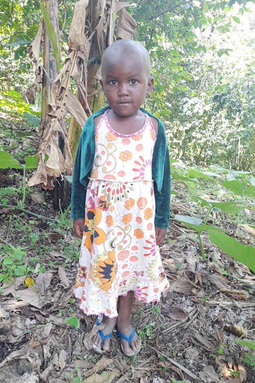 An unsponsored girl named Grace from Rwanda who lives in an AIDS-affected area, is vulnerable to exploitation and has waited 424 days for a sponsor.