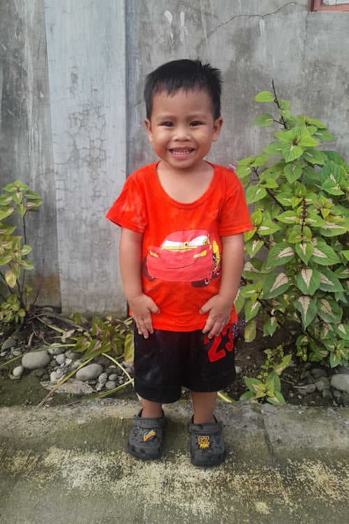 An unsponsored boy named Jayce from Philippines who has waited 411 days for a sponsor.