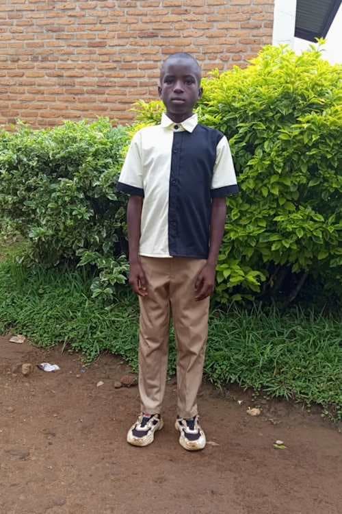 An unsponsored boy named Ngabonziza from Rwanda who lives in an AIDS-affected area, is vulnerable to exploitation and has waited 540 days for a sponsor.