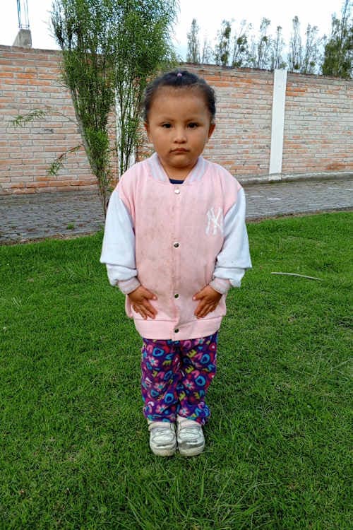 An unsponsored girl named Betzabeth from Ecuador who has waited 442 days for a sponsor.