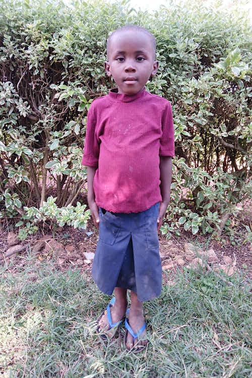 An unsponsored girl named Divine from Rwanda who lives in an AIDS-affected area, is vulnerable to exploitation and has waited 467 days for a sponsor.