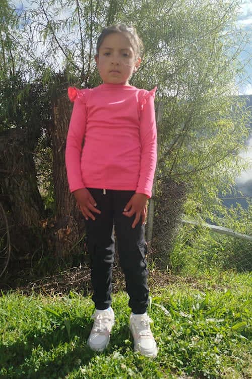 An unsponsored girl named Yoselin from Peru who has waited 412 days for a sponsor.
