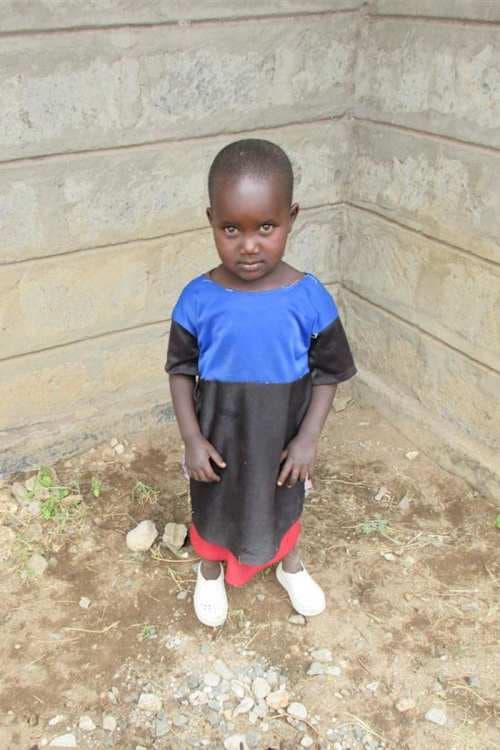 An unsponsored girl named Blessing from Kenya who lives in an AIDS-affected area and has waited 464 days for a sponsor.