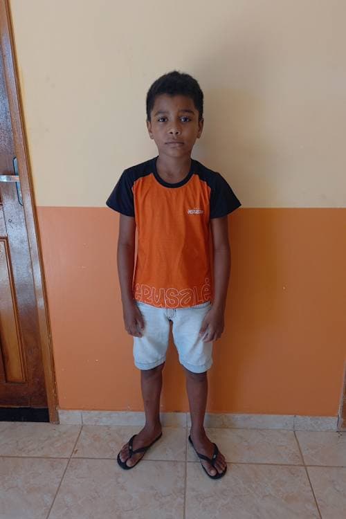An unsponsored boy named Nicolas from Brazil who has waited 487 days for a sponsor.