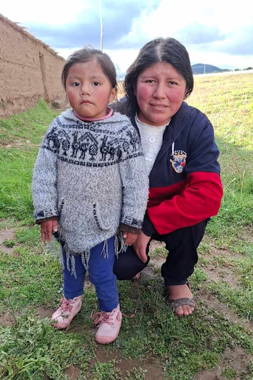 An unsponsored girl named Igsel from Bolivia who has waited 391 days for a sponsor.