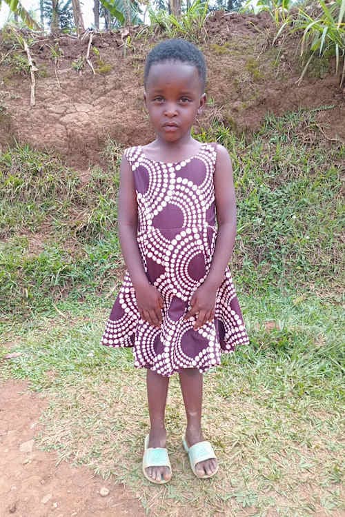 An unsponsored girl named Pascaline from Rwanda who lives in an AIDS-affected area, is vulnerable to exploitation and has waited 444 days for a sponsor.