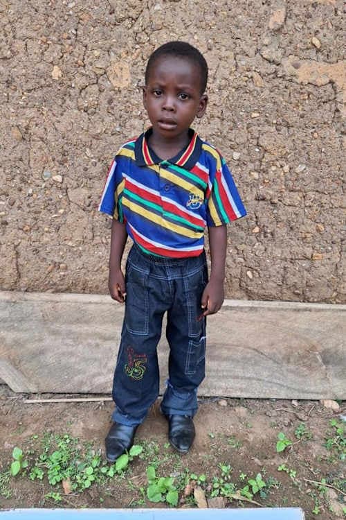 An unsponsored boy named Yao from Togo who lives in an AIDS-affected area, is vulnerable to exploitation and has waited 442 days for a sponsor.