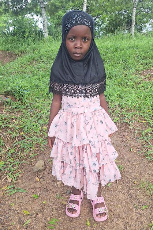 An unsponsored girl named Fatiha from Tanzania who lives in an AIDS-affected area, is vulnerable to exploitation and has waited 388 days for a sponsor.