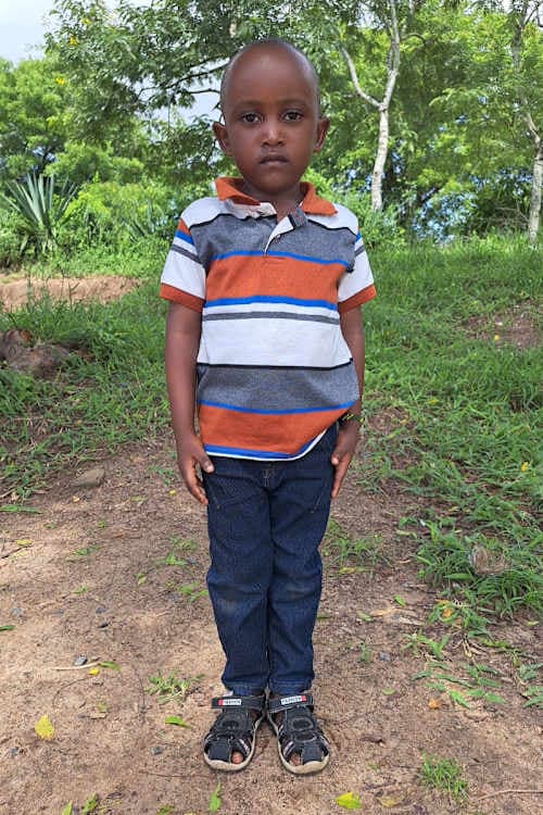 An unsponsored boy named Issa from Tanzania who lives in an AIDS-affected area, is vulnerable to exploitation and has waited 388 days for a sponsor.