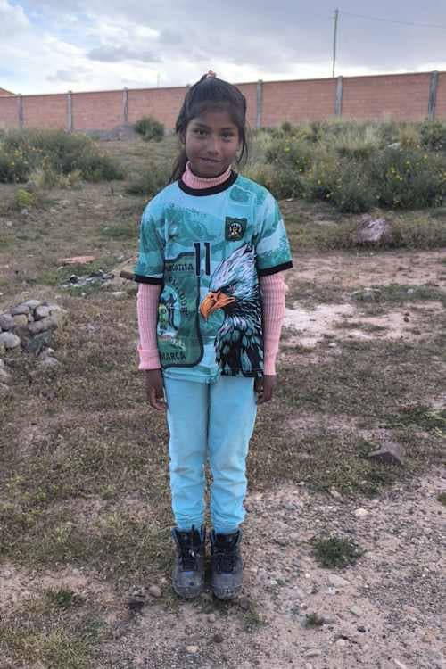 An unsponsored girl named Anahi from Bolivia who has waited 496 days for a sponsor.