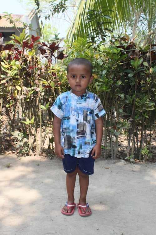 An unsponsored boy named Gaurab from Bangladesh who is vulnerable to exploitation and has waited 662 days for a sponsor.