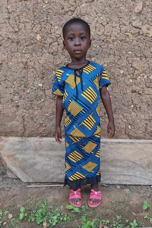 An unsponsored girl named Manasse from Togo who lives in an AIDS-affected area, is vulnerable to exploitation and has waited 492 days for a sponsor.