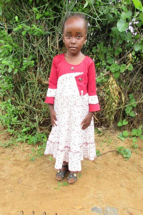 An unsponsored girl named Soti from Kenya who lives in an AIDS-affected area and has waited 441 days for a sponsor.