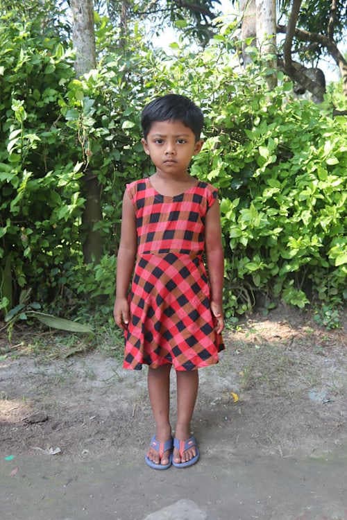 An unsponsored girl named Sruti from Bangladesh who is vulnerable to exploitation and has waited 293 days for a sponsor.