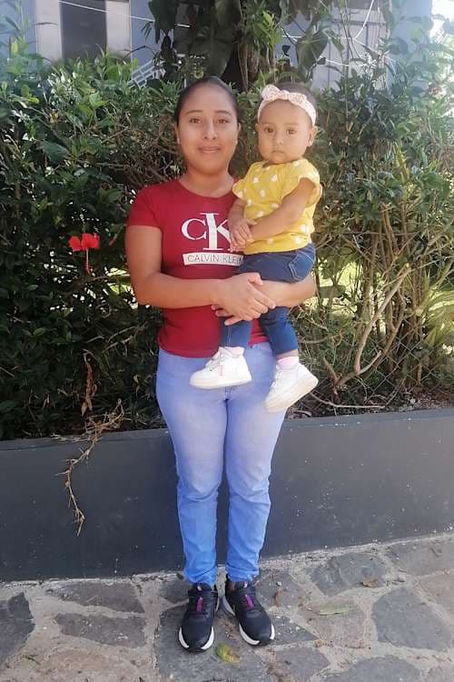 An unsponsored girl named Sofía from El Salvador who has waited 475 days for a sponsor.