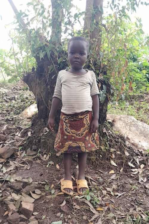 An unsponsored girl named Eva from Rwanda who lives in an AIDS-affected area, is vulnerable to exploitation and has waited 371 days for a sponsor.