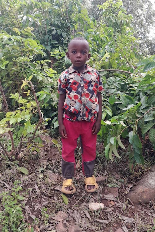 An unsponsored boy named Christian from Rwanda who lives in an AIDS-affected area, is vulnerable to exploitation and has waited 418 days for a sponsor.
