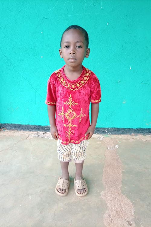 An unsponsored boy named Yoftahe from Ethiopia who lives in an AIDS-affected area, is vulnerable to exploitation and has waited 392 days for a sponsor.