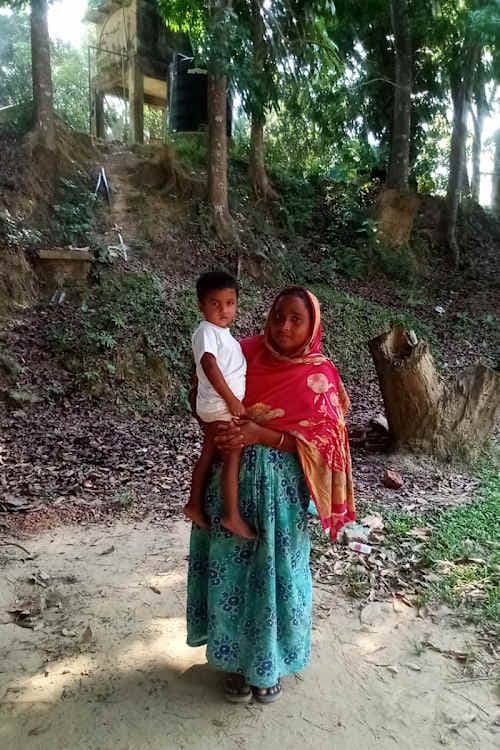 An unsponsored boy named Bakkar from Bangladesh who is vulnerable to exploitation and has waited 377 days for a sponsor.