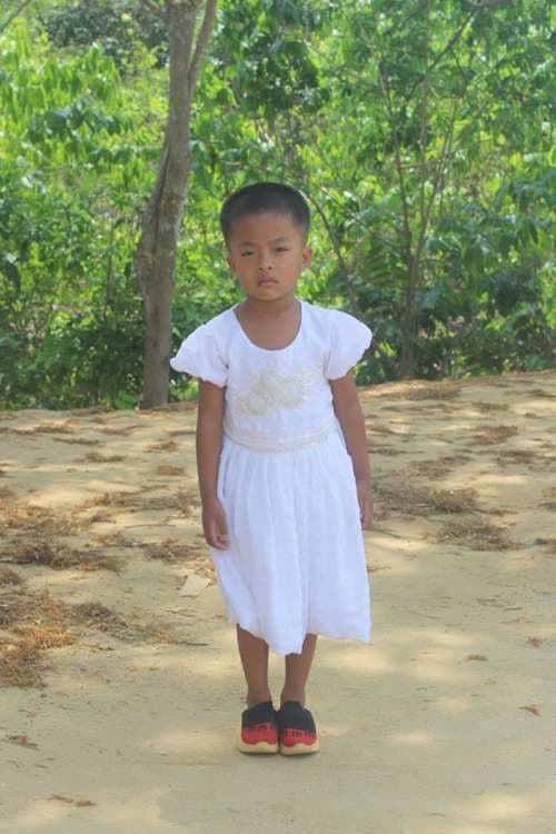 An unsponsored girl named Uning King from Bangladesh who is vulnerable to exploitation and has waited 376 days for a sponsor.