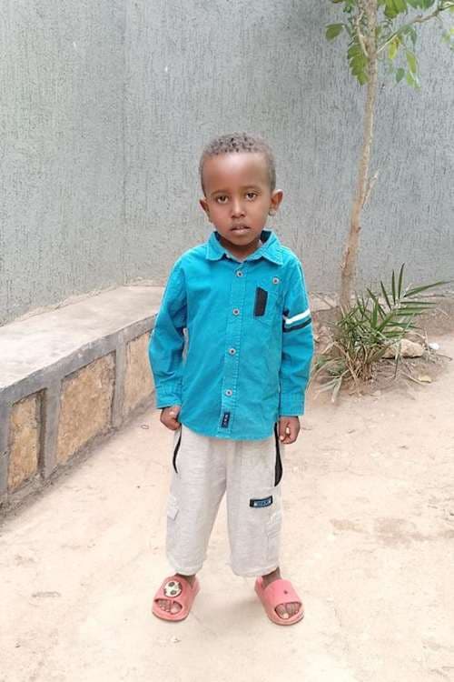 An unsponsored boy named Lewi from Ethiopia who lives in an AIDS-affected area, is vulnerable to exploitation and has waited 448 days for a sponsor.