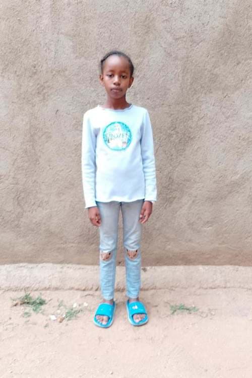 An unsponsored girl named Edelawit from Ethiopia who lives in an AIDS-affected area, is vulnerable to exploitation and has waited 419 days for a sponsor.