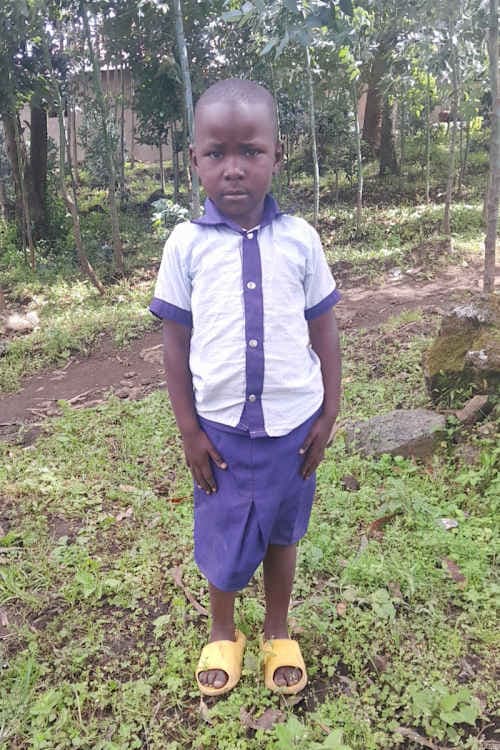 An unsponsored girl named Teta Alia from Rwanda who lives in an AIDS-affected area, is vulnerable to exploitation and has waited 364 days for a sponsor.