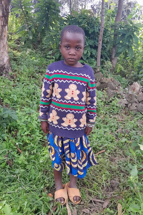 An unsponsored girl named Esperance from Rwanda who lives in an AIDS-affected area, is vulnerable to exploitation and has waited 373 days for a sponsor.