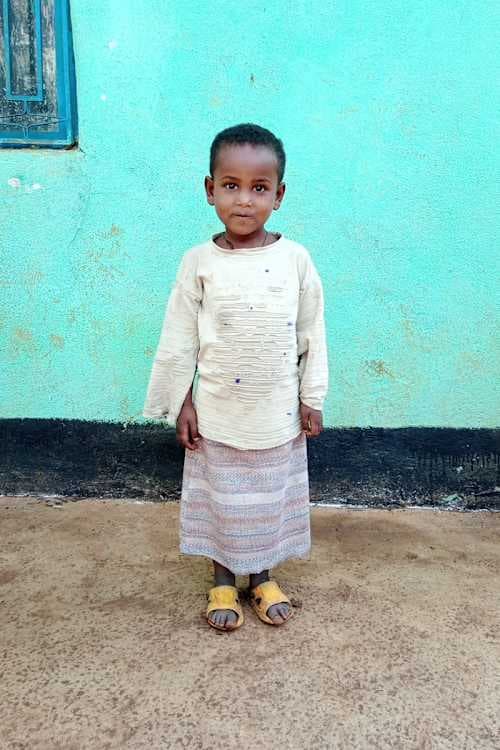 An unsponsored girl named Buze from Ethiopia who lives in an AIDS-affected area, is vulnerable to exploitation and has waited 379 days for a sponsor.