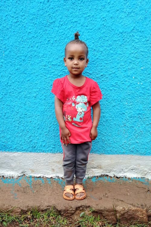 An unsponsored girl named Nardos from Ethiopia who lives in an AIDS-affected area, is vulnerable to exploitation and has waited 377 days for a sponsor.