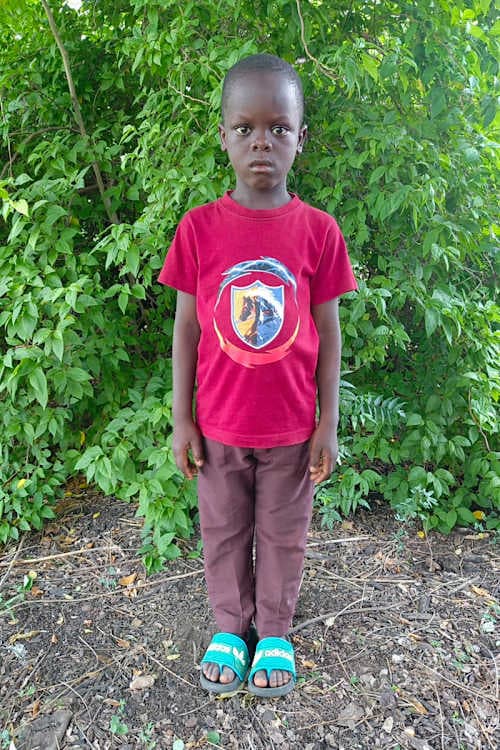 An unsponsored boy named Jacque from Togo who lives in an AIDS-affected area, is vulnerable to exploitation and has waited 462 days for a sponsor.