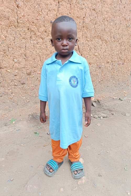 An unsponsored boy named Jean from Togo who lives in an AIDS-affected area, is vulnerable to exploitation and has waited 462 days for a sponsor.