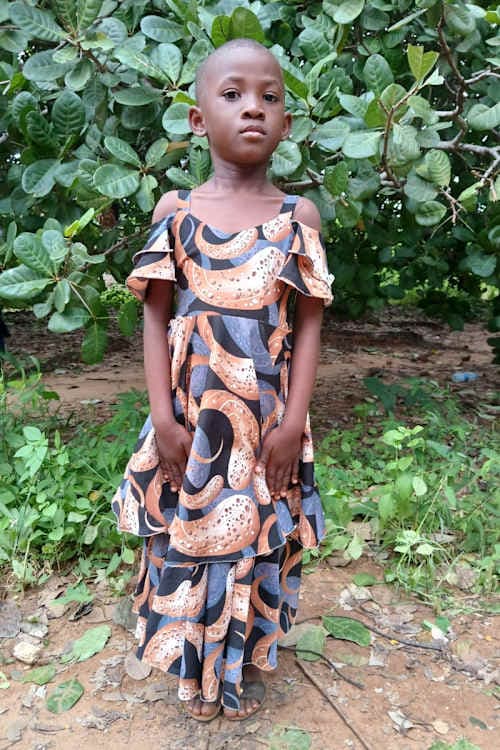 An unsponsored girl named Gloria from Tanzania who lives in an AIDS-affected area, is vulnerable to exploitation and has waited 408 days for a sponsor.