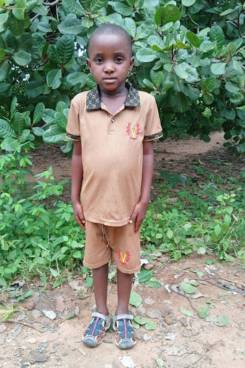 An unsponsored boy named Gerard from Tanzania who lives in an AIDS-affected area, is vulnerable to exploitation and has waited 415 days for a sponsor.