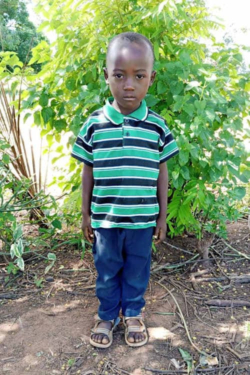 An unsponsored boy named Frank from Tanzania who lives in an AIDS-affected area, is vulnerable to exploitation and has waited 448 days for a sponsor.