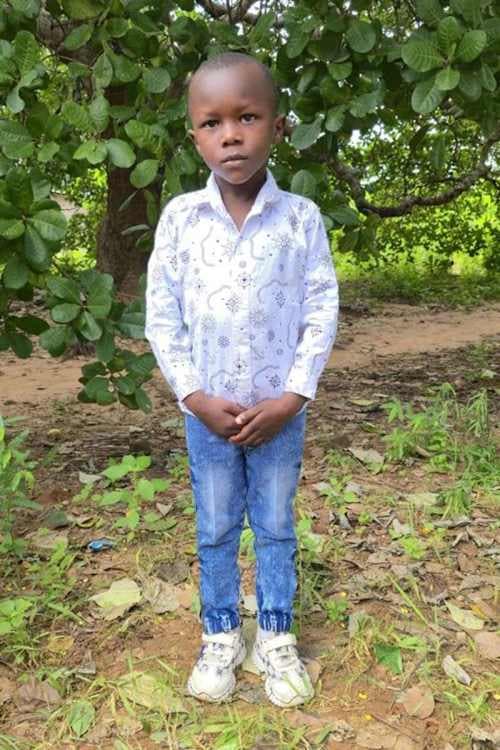 An unsponsored boy named Charles from Tanzania who lives in an AIDS-affected area, is vulnerable to exploitation and has waited 388 days for a sponsor.