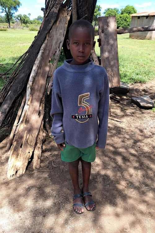 An unsponsored boy named Motosyo from Tanzania who lives in an AIDS-affected area, is vulnerable to exploitation and has waited 403 days for a sponsor.