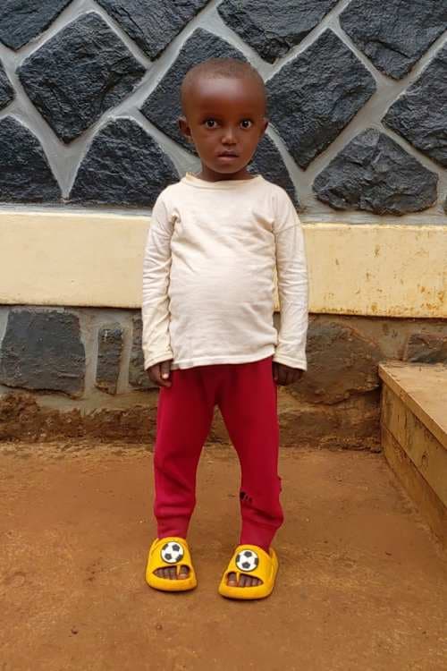 An unsponsored boy named Amanuel'el from Ethiopia who lives in an AIDS-affected area, is vulnerable to exploitation and has waited 381 days for a sponsor.