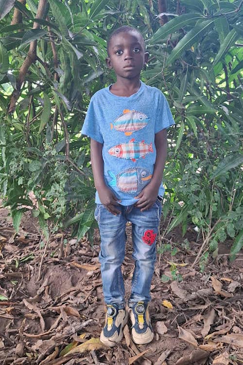 An unsponsored boy named Naisi from Tanzania who lives in an AIDS-affected area, is vulnerable to exploitation and has waited 433 days for a sponsor.