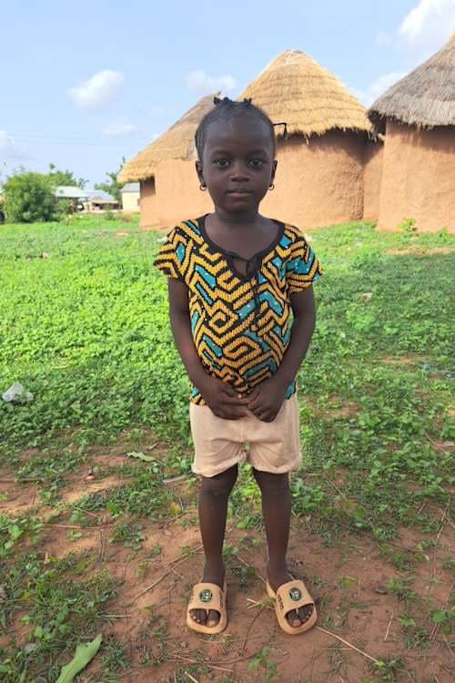 An unsponsored girl named Sikena from Ghana who lives in an AIDS-affected area and has waited 322 days for a sponsor.