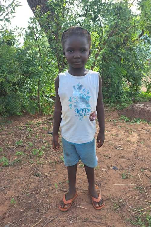 An unsponsored girl named Samiatu from Ghana who lives in an AIDS-affected area and has waited 338 days for a sponsor.