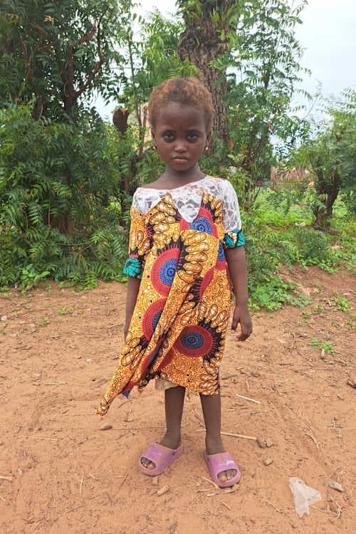 An unsponsored girl named Shawkia from Ghana who lives in an AIDS-affected area and has waited 323 days for a sponsor.