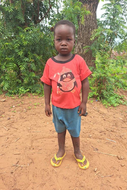 An unsponsored boy named Amadu from Ghana who lives in an AIDS-affected area and has waited 403 days for a sponsor.