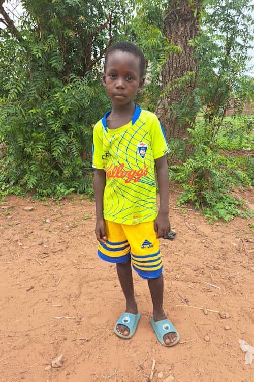 An unsponsored boy named Salahudeen from Ghana who lives in an AIDS-affected area and has waited 347 days for a sponsor.