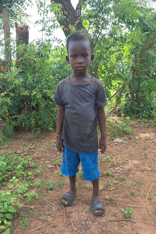 An unsponsored boy named Abdul-Hanan from Ghana who lives in an AIDS-affected area and has waited 322 days for a sponsor.