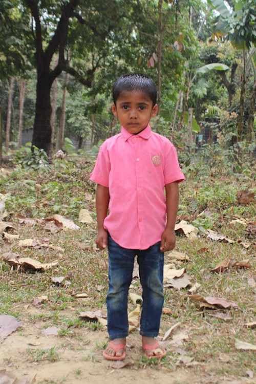 An unsponsored boy named Suyaid from Bangladesh who is vulnerable to exploitation and has waited 693 days for a sponsor.