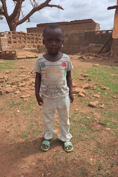 An unsponsored girl named Inayat from Ghana who lives in an AIDS-affected area and has waited 329 days for a sponsor.